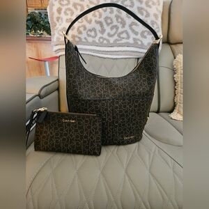 Calvin Klein Signature Black and Tan Hobo Bag Set